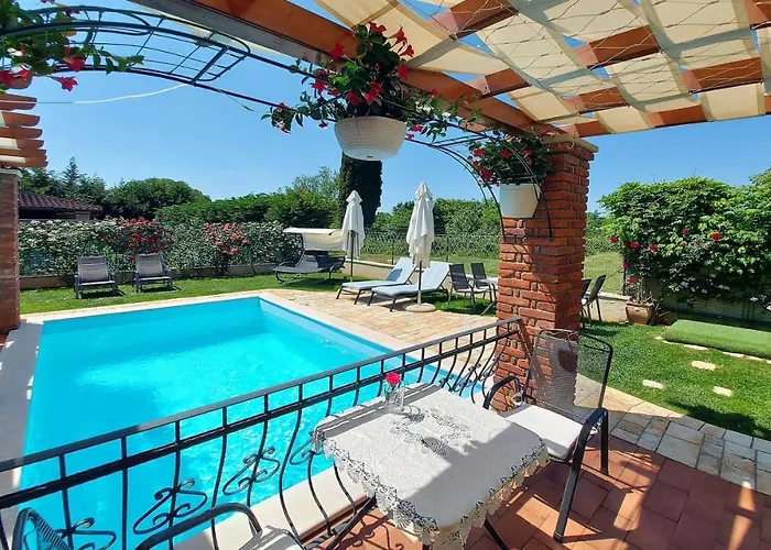 Luxury Le Rose Пореч